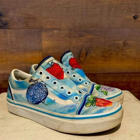 Vans Men x One Piece Old Skool Devil Fruit True Blue size 4 men’s 6 Women’s - Picture 1 of 11